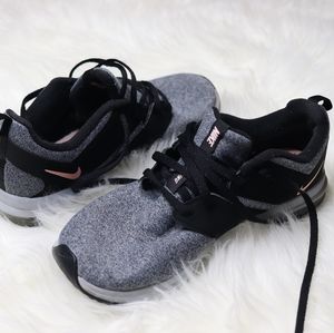 Womens Air Bella TR Sneakers - Nike - Size 8.5